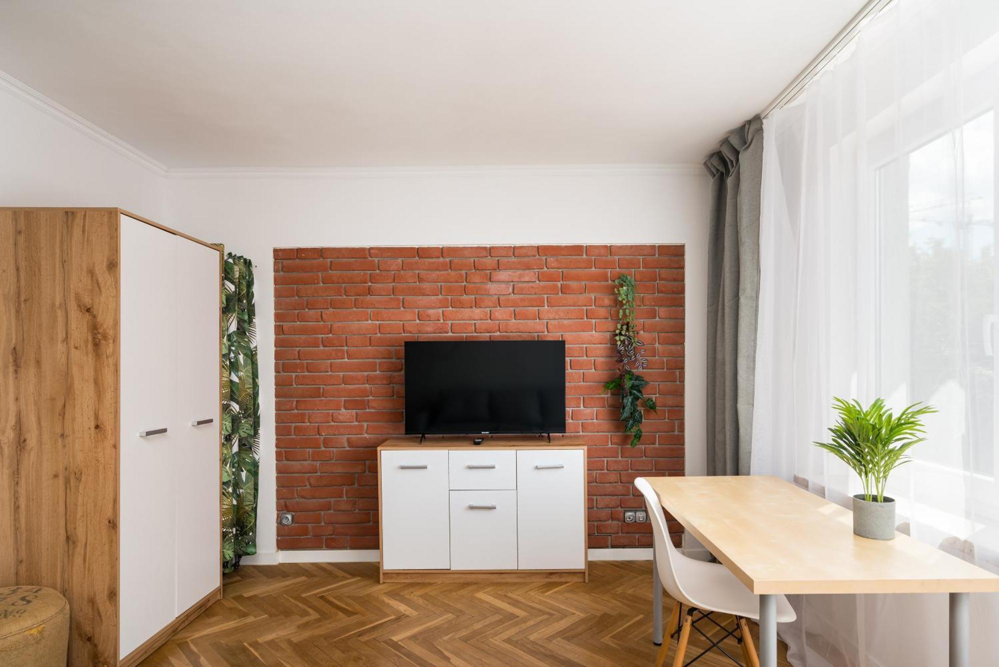 Karmelicka Pleasant Studio Varsóvia Exterior foto